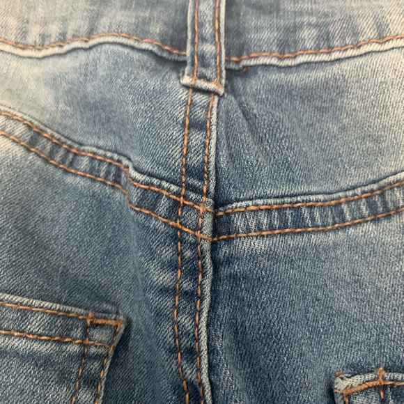 Medium Wash Jeans - Picture 4 of 9